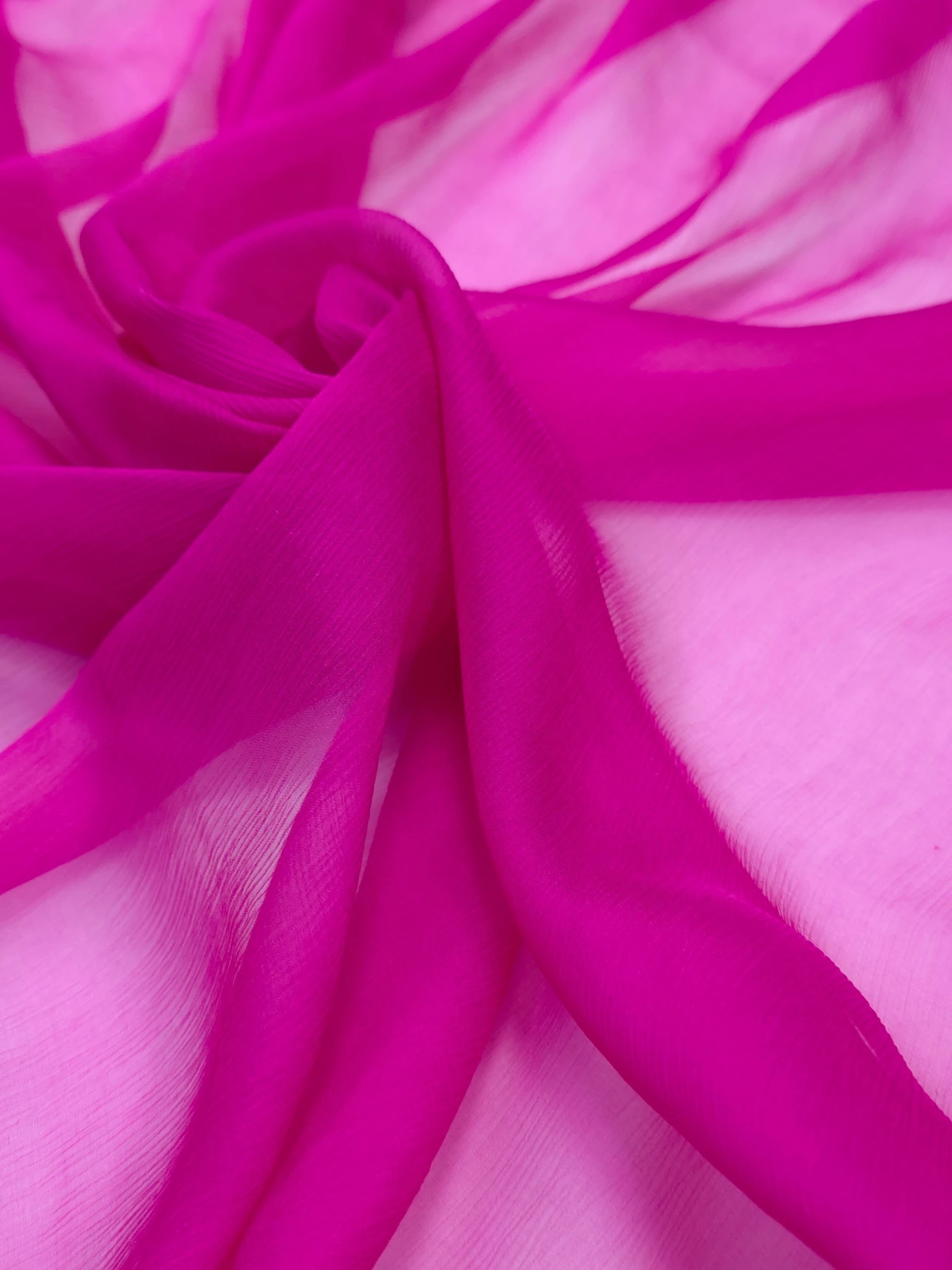 Mousse de matase naturala Cyclamen Bloom